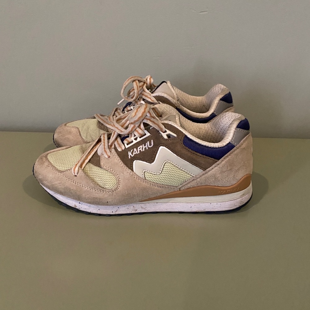 Karhu Synchron Trophy Sneakers women’s 8.5